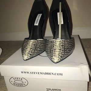 Steve Madden Valancia black and white high heel pumps